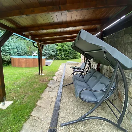Horská chata Domeček U Tří Veverek *
